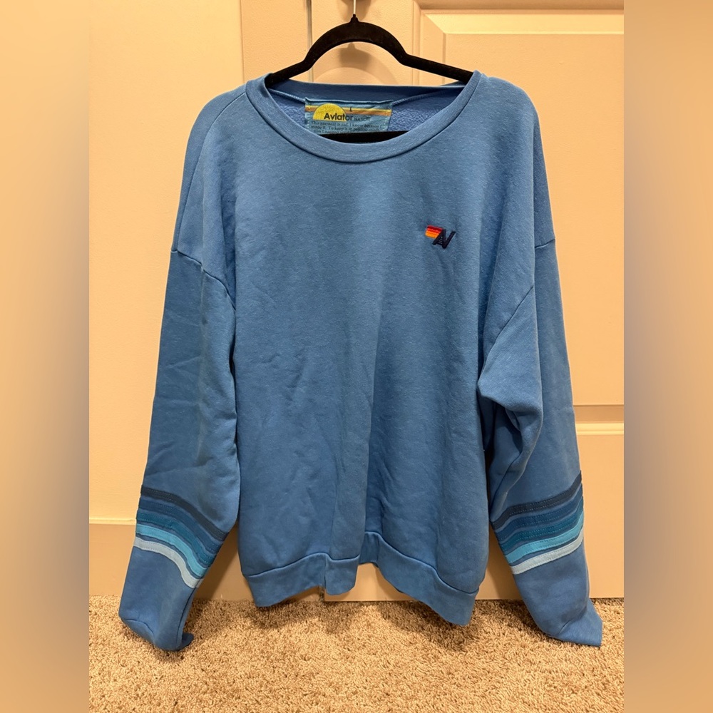 Aviator Nation Large Blue Stripped Sweatshirt. 💙⚡️